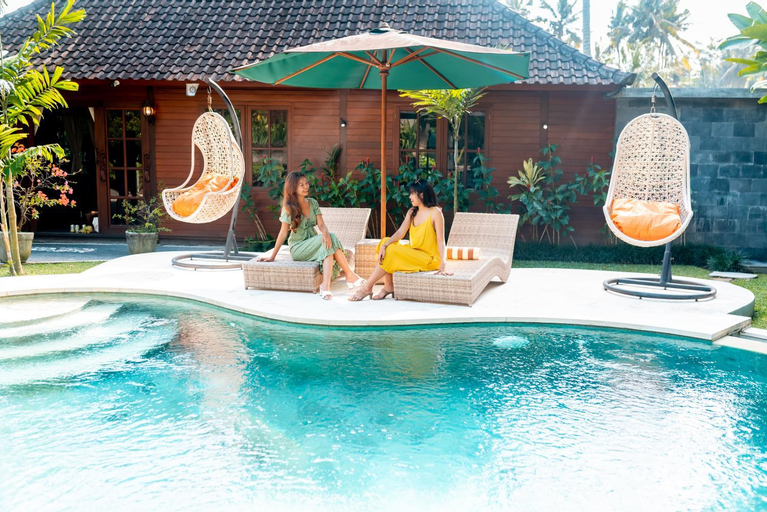 Swimming Pool 2