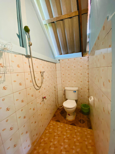 Bathroom 5, Nung House, Phanom