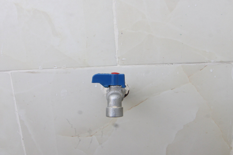 Bathroom 3, OYO Life 93154 White Kos Jenggala, Lombok