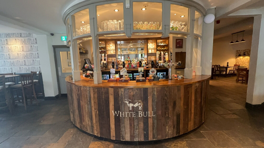 Food & Drinks 4, The White Bull, Lancashire