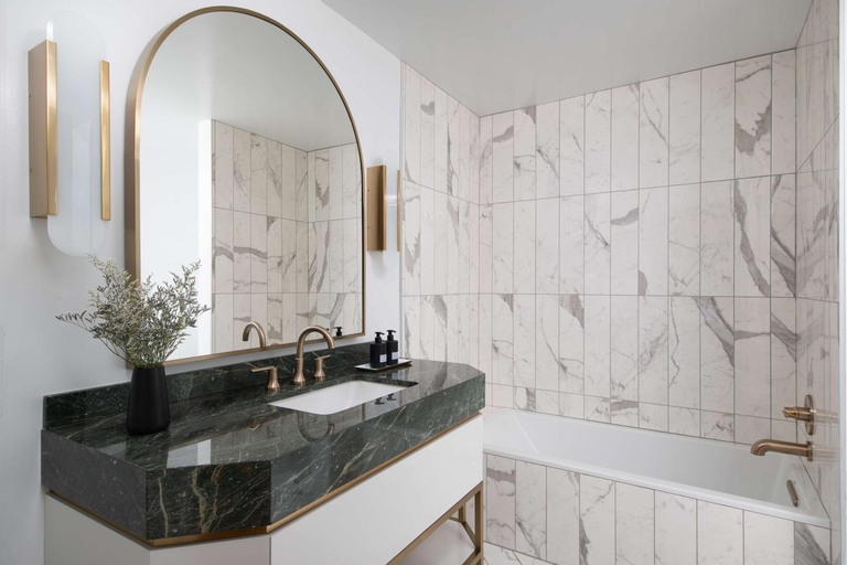 Bathroom 29