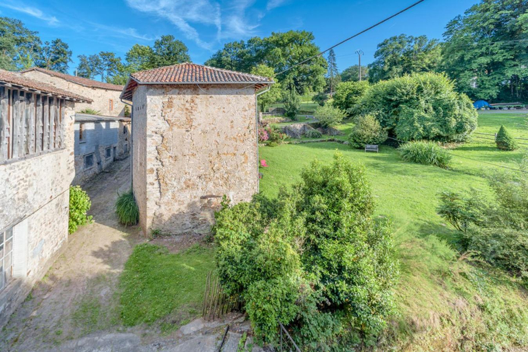 Others 3, L'Elassier, Haute-Vienne