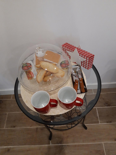 Food & Drinks 5, H.Albar Mieres, Asturias