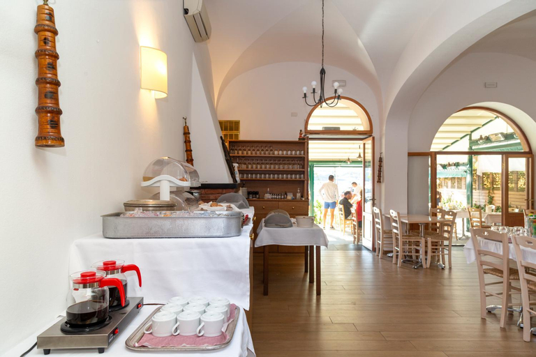 Food & Drinks 5, Albergo Nazionale, Genova