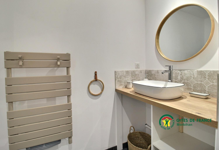 Bathroom 3, Aux Matins du Bonheur, Morbihan