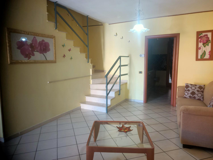 5, Casa Sole, Viterbo