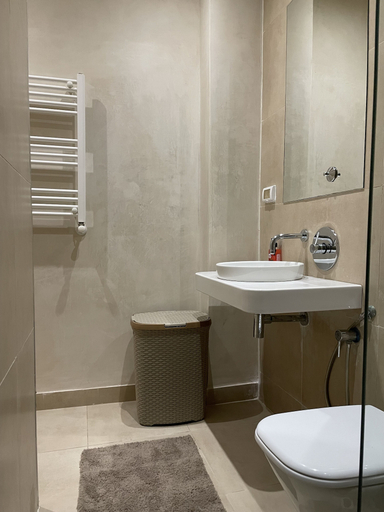 Bathroom 3, La Petite Perle à Marsa Plage, La Marsa
