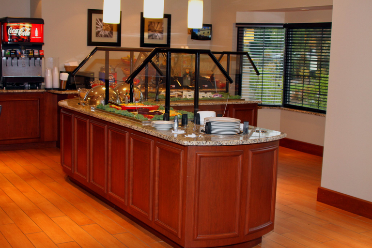 Food & Drinks 2, Staybridge Suites SYRACUSE (LIVERPOOL), Onondaga