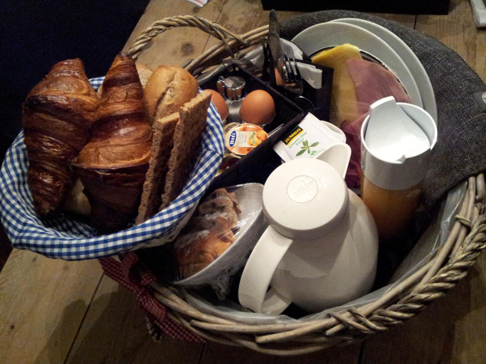 Others 2, Bed & Breakfast De Schans
