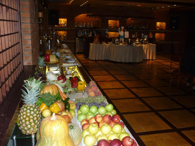 Food & Drinks, Promenade Hotel, El Metn
