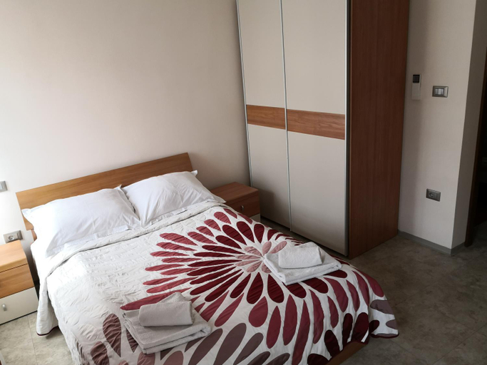 Others 5, Gostilna pri Dragici, gostilna s prenocisci, d.o.o., Sežana