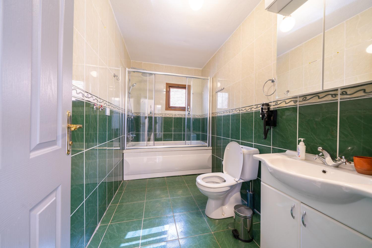 Bathroom 4, Bella Kas, Kaş