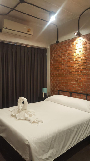 Bedroom 12