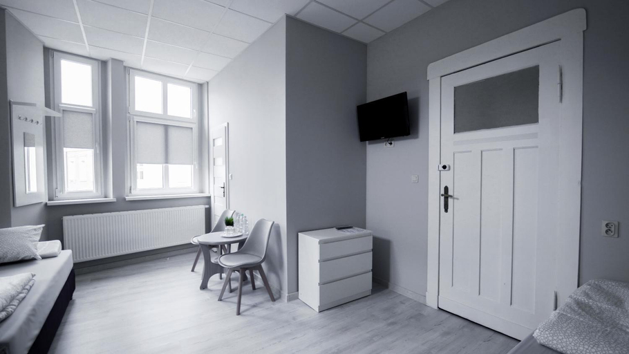 Others 5, Rooms Slaska, Bydgoszcz City