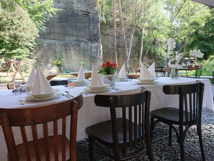 Food & Drinks, Penzion Kulna, Chrudim