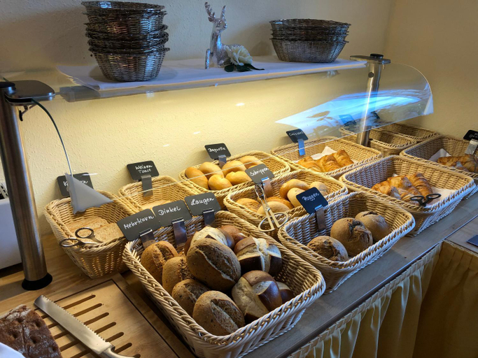 Food & Drinks 5, Hotel Alpenrose gut schlafen & fruhstucken, Lindau (Bodensee)