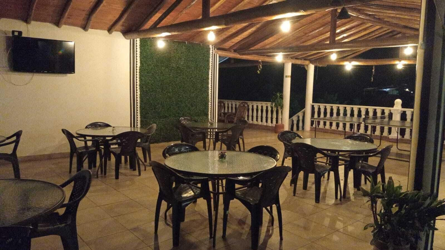 Food & Drinks, hotelvillalucila, San Gil