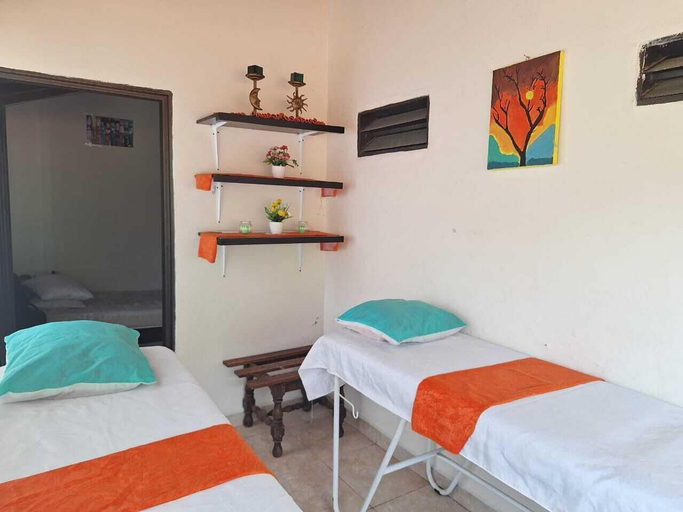 Bedroom 2, hotelvillalucila, San Gil