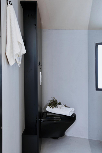 Bathroom 3, Magical Pond Nature Igloos, Northern Ostrobothnia