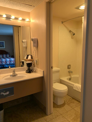 Bathroom 5, Hardman House, Carson City