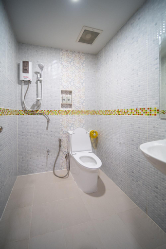 Bathroom 6