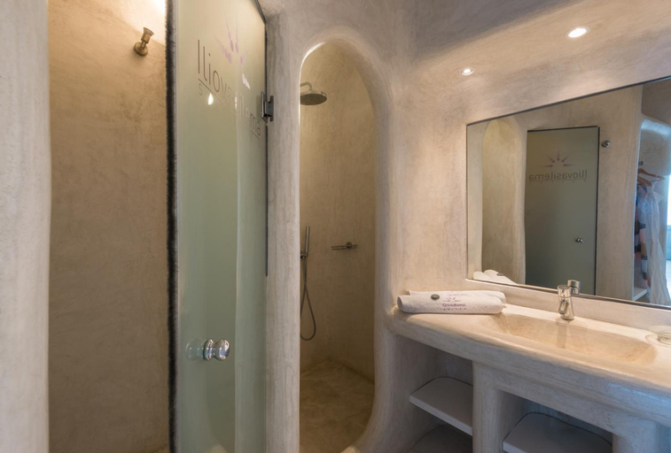 Bathroom 5, Iliovasilema Hotel & Suites, South Aegean