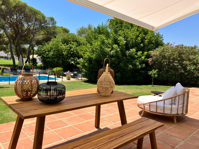 Others 5, VILLA de la LUZ, Huelva