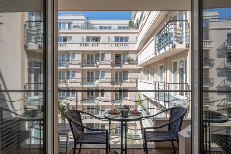 Others 5, StayParis, Hauts-de-Seine