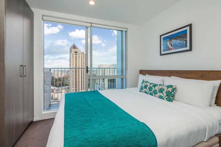Bedroom 2, Barclay Suites Auckland, Waitakere
