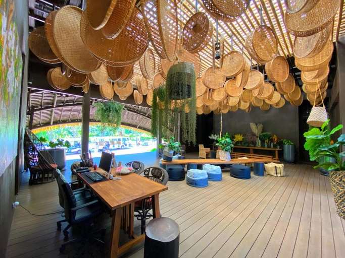 Public Area 3, The Mak Trat, K. Ko Kut