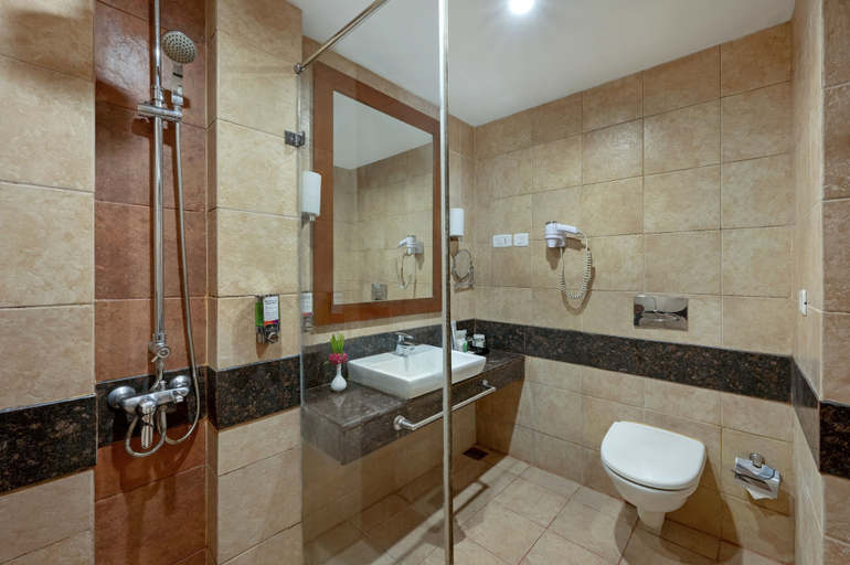 Bathroom 5, Sterling Yercaud, Salem