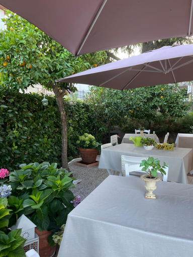 Food & Drinks 5, Residenza B&B Salge Colonnella, Teramo