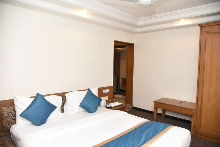 Bedroom 2, BelAir Suites Pune, Pune