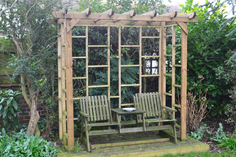 Others 4, Sunnycroft, Lincolnshire