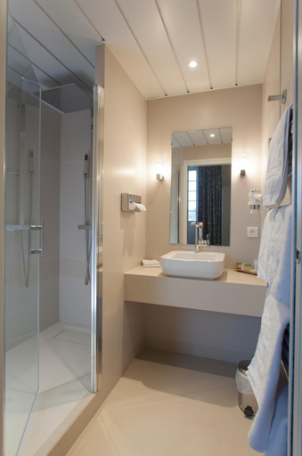 Bathroom 4, Logis Hôtel Ar Milin, Ille-et-Vilaine