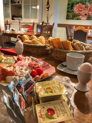 Food & Drinks, Veltheimsburg, Börde