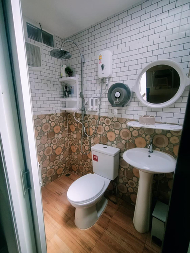 Bathroom 5, Ruenthip Homestay@Donmueang, Don Muang