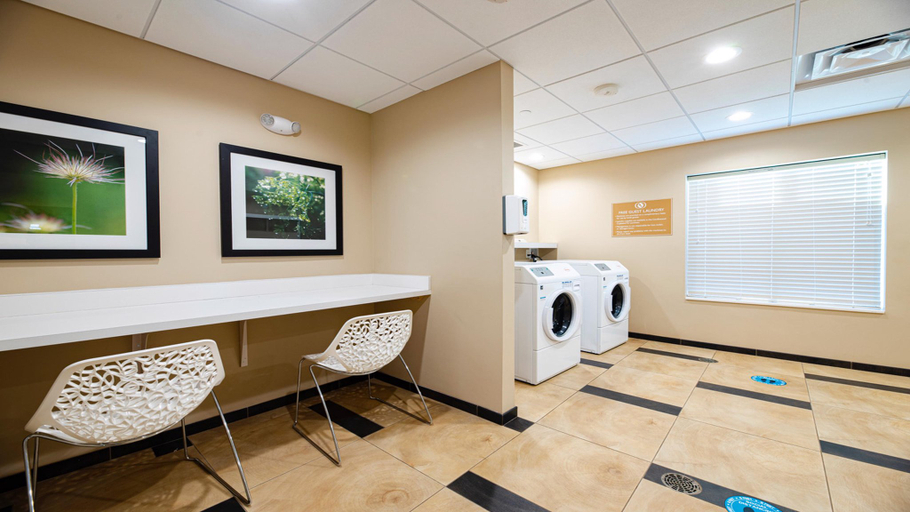 Bathroom 5, Candlewood Suites DUMFRIES - QUANTICO, Prince William