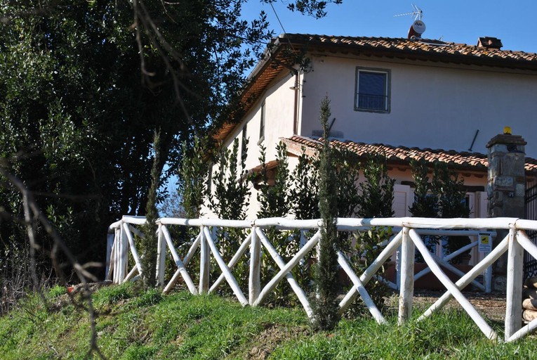 Others 4, La valle B&B, Arezzo