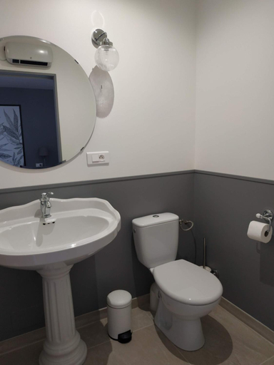 Bathroom 3, La ferme des Escampades, Vaucluse