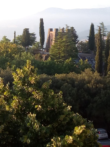 Others 2, Fonte alle Ninfe B&B, Siena
