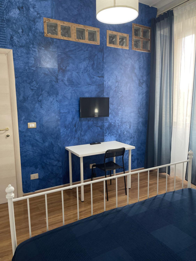 Others 4, B&B Acqua Azzurra, Napoli