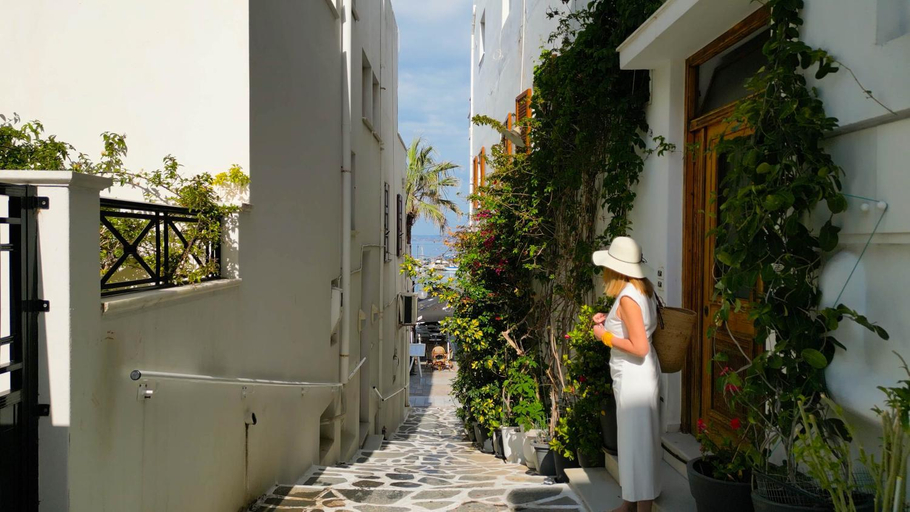 Others 5, AMMOS at AmazeU Suites Naxos, South Aegean