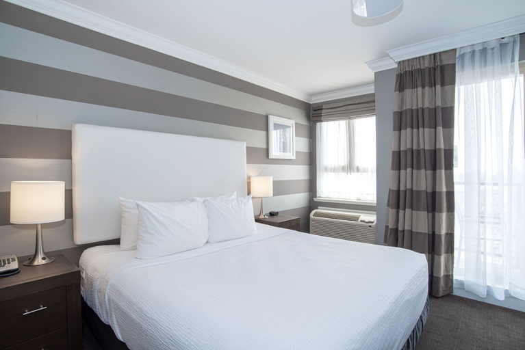 Bedroom 4, Sandman Hotel Edmonton West, Division No. 11