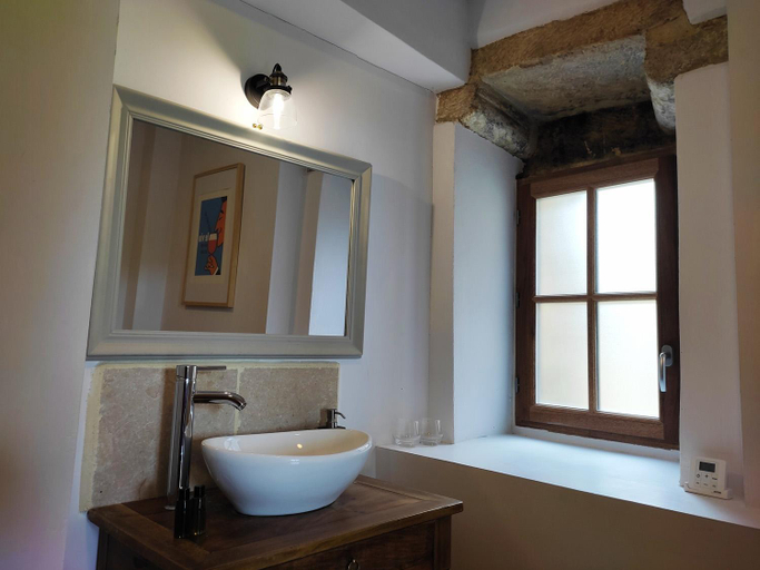 Bathroom 2, Planches et Plonk, Dordogne