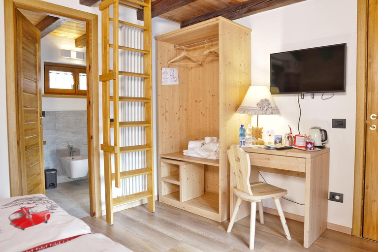 Others 5, Fohre1748, Aosta