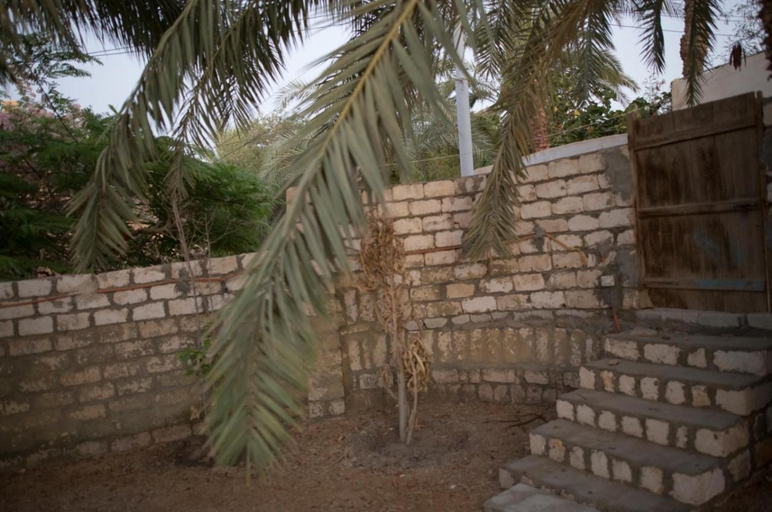 Others 2, villa tunis village, Yusuf as-Sidiq