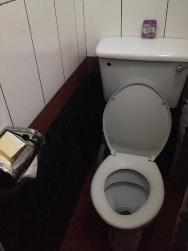 Bathroom 4, Jresidence Motel, Busiiro