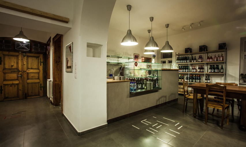 Food & Drinks 5, Mi a Ko vendeghaz, Tapolca
