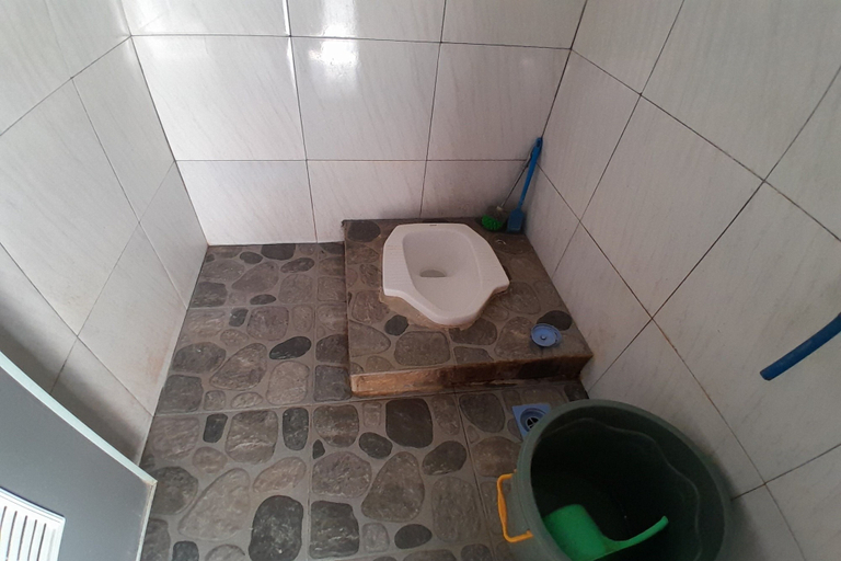Bathroom 3, Hotel O Wisma Bintang Jepara, Jepara